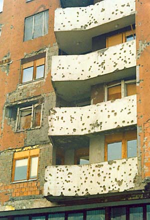 bosnia_sjfacade.jpg (26245 byte)